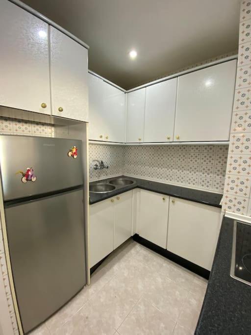 Lovely 1 Bedroom Apartment With Sea Views And Pool Эстепона Экстерьер фото